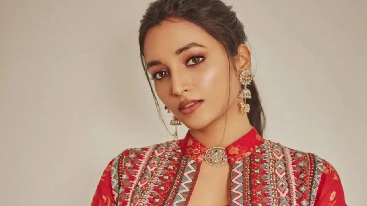 Srinidhi Shetty rocks a festive look in this embellished red outfit