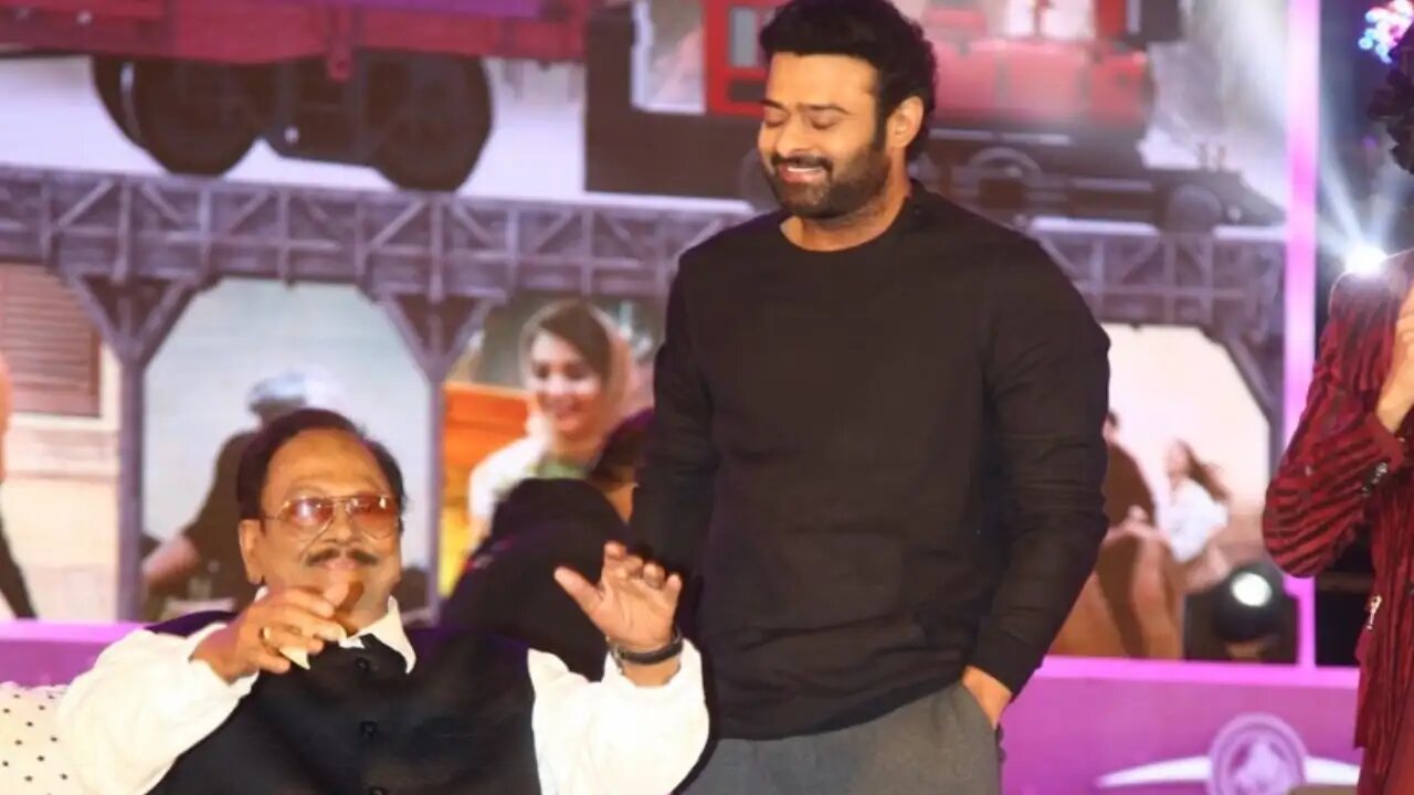 Prabhas visited village to attend late Krishnam Raju’s condolences event