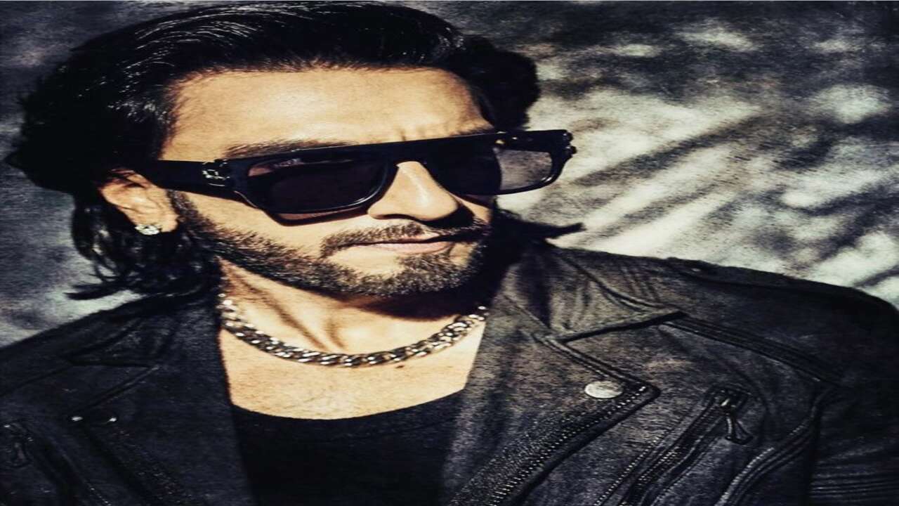 Ranveer Singh rocks an all-black biker boy ensemble at the Khatron Ke Khiladi grand finale