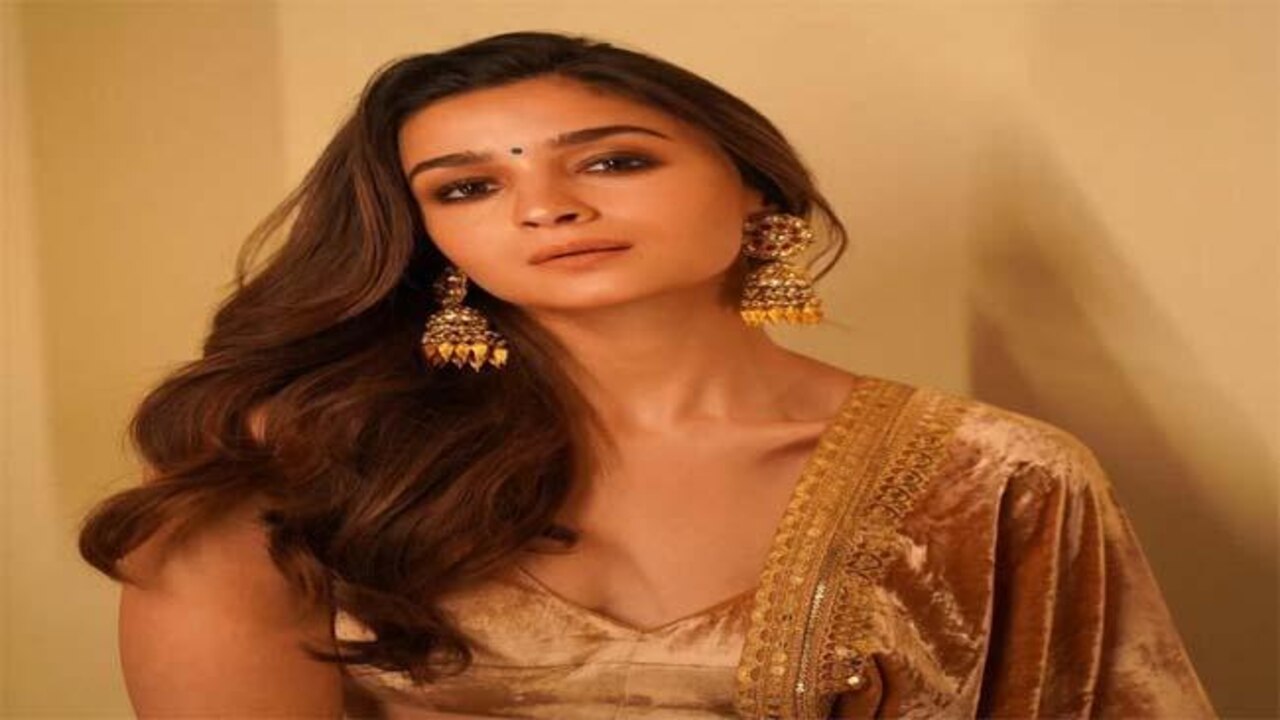 RRR Actress Alia Bhatt Signs Tollywood Film For Comeback After Pregnancy