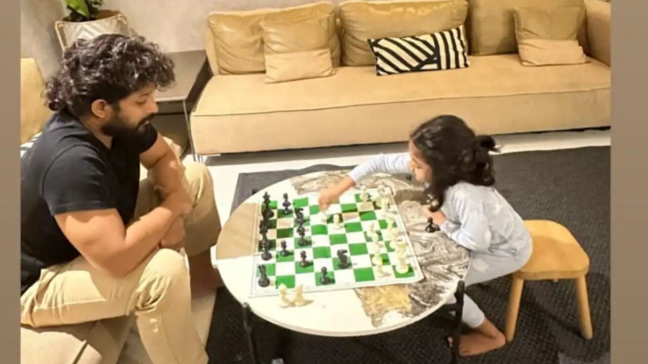 Sneha Reddy posted a picture of hubby Allu Arjun playing chess with their daughter Arha