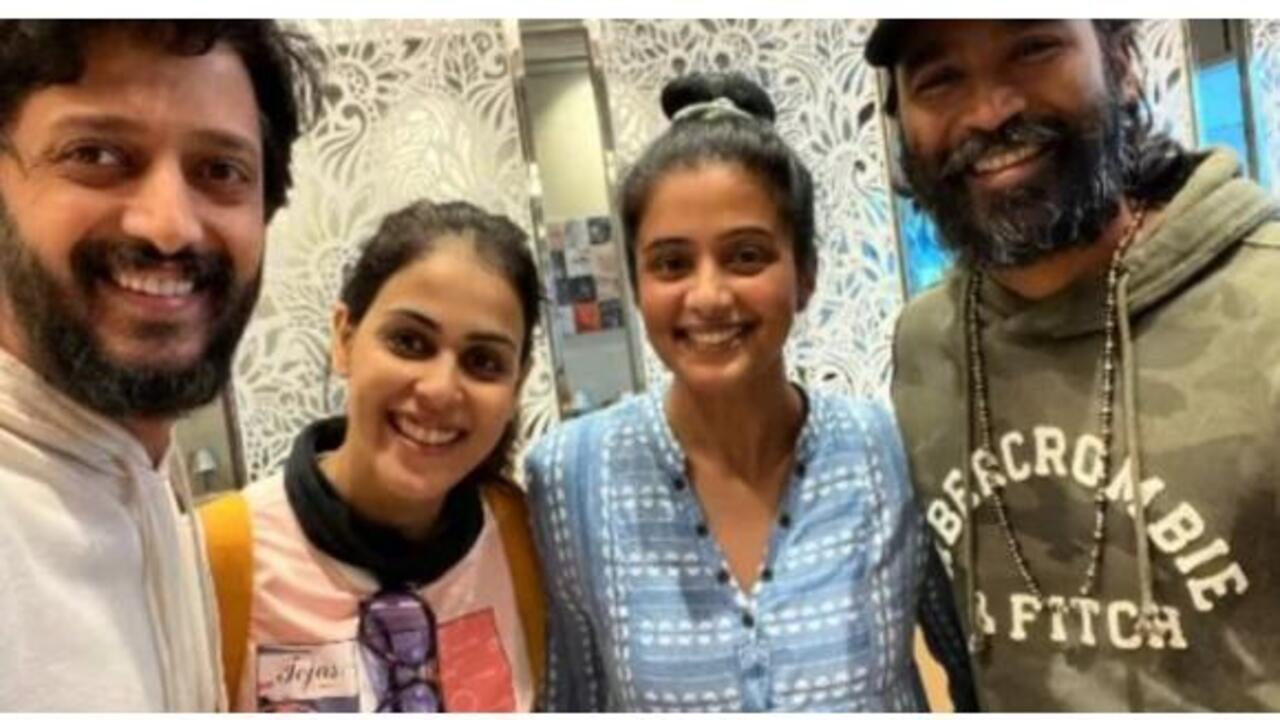 Dhanush & Priyamani pose with the power couple of Bollywood, Ritesh Deshmukh & Genelia D’ Souza