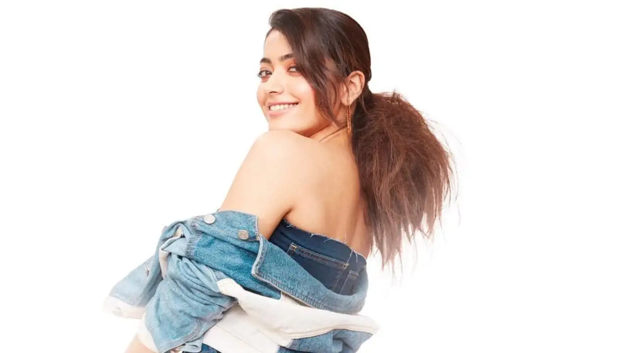 Rashmika Mandanna pairs denim-on-denim which deserves your attention