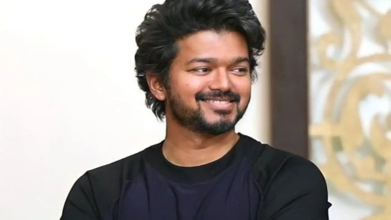 Thalapathy Vijay’s favourite song is Karthi’s Ponni Nadhi from Ponniyin Selvan I