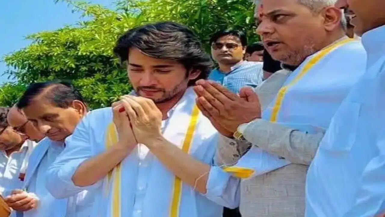 Mahesh Babu immerses his late mother Indira Devi’s ashes in Haridwar