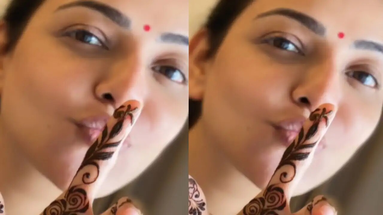 Kajal Aggarwal flaunts her Karwa Chauth Mehendi