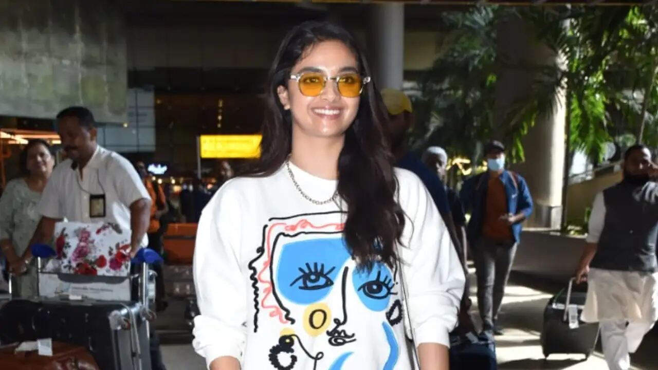 Keerthy Suresh in a comfy attire as she gets clicked at Mumbai airport
