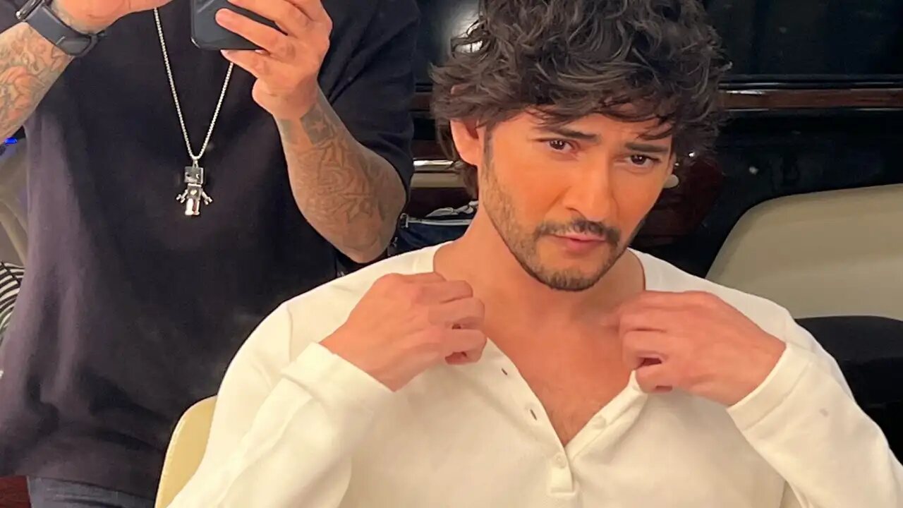 Mahesh Babu looks dashing in his new makeover with stubble & long hair