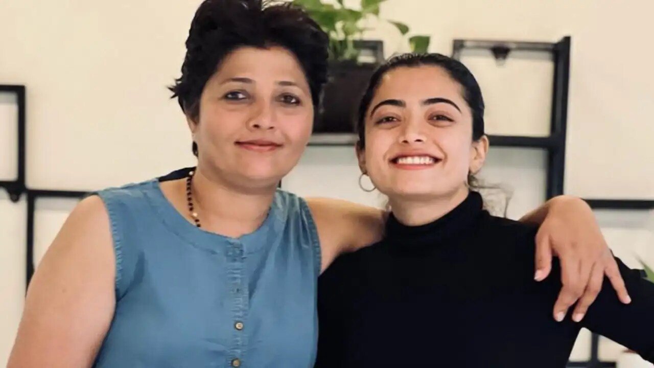 Rashmika drops picture with her family ahead of ‘Goodbye’ release