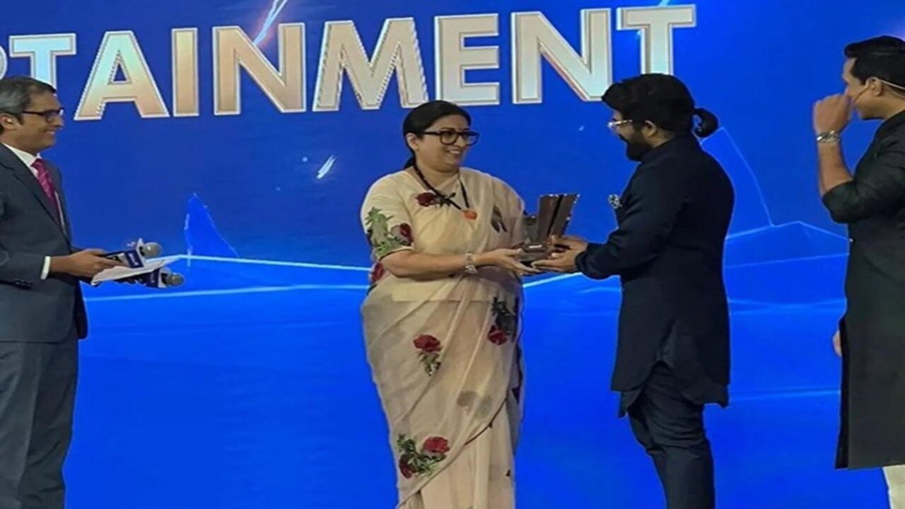 Allu Arjun added another recognition to his name by winning the title of ‘Indian of the Year 2022’ in the Entertainment category at Delhi