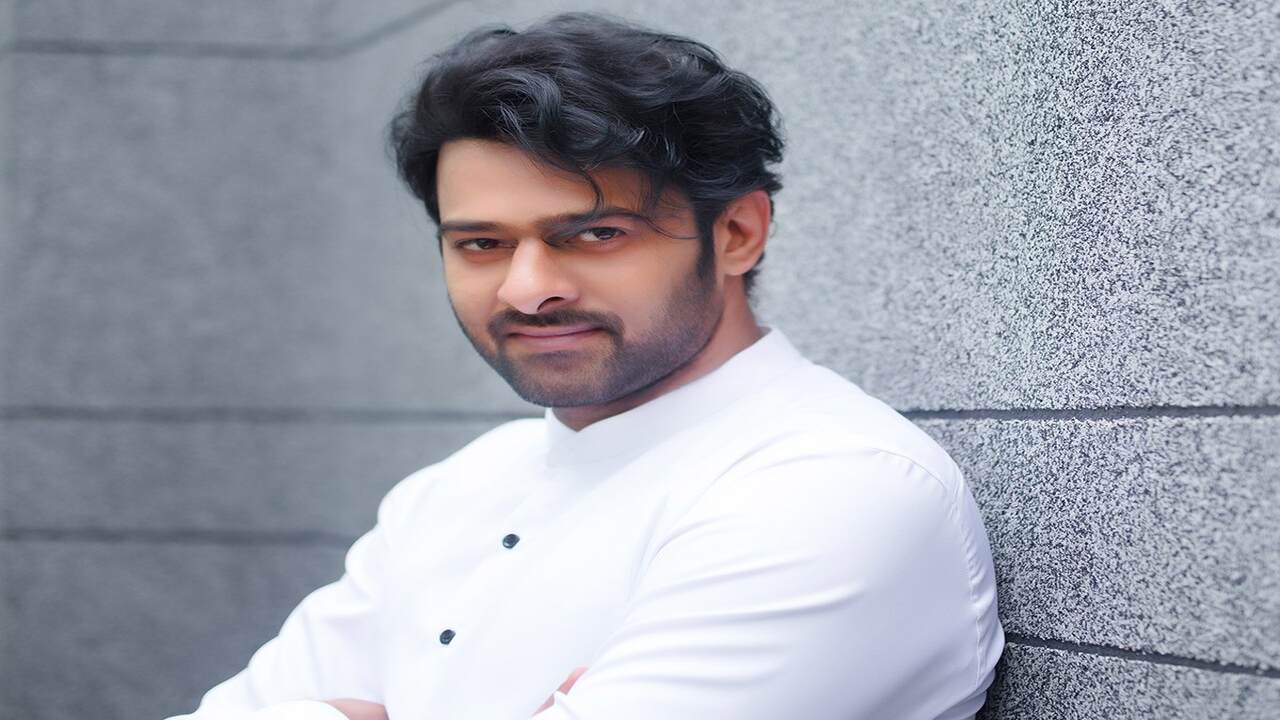 Fire in theatre as Prabhas’ fans burst firecrackers