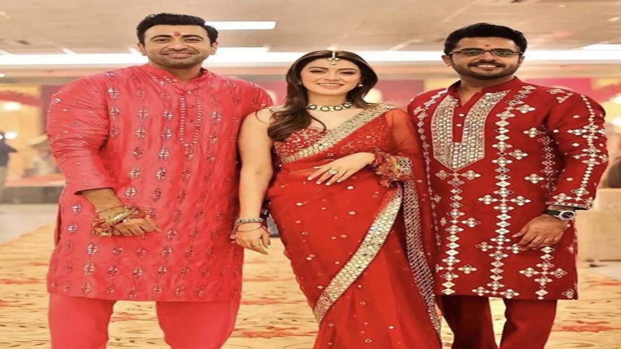 Hansika Motwani kickstarts her pre-wedding festivities with Mata Ki Chowki