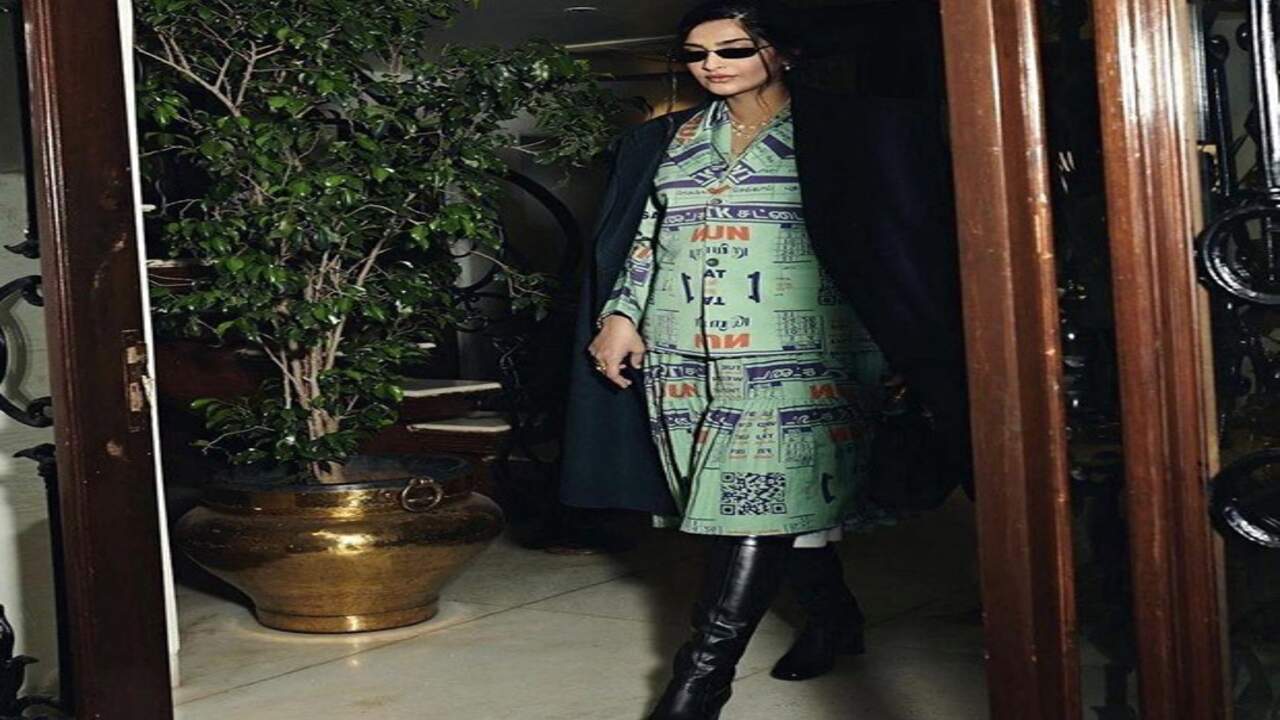 Fashionista Sonam Kapoor arrives at the airport in a chic layered outfit