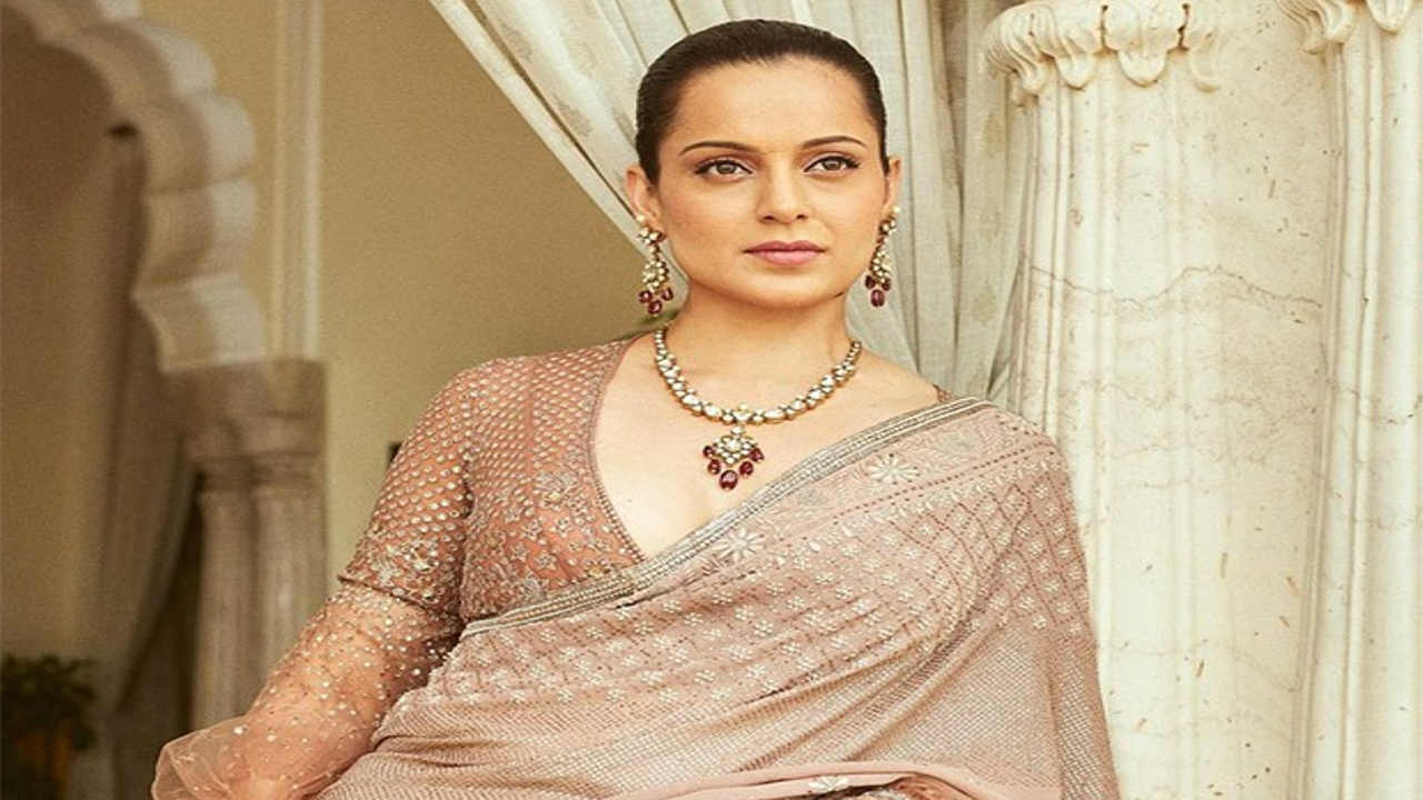 Kangana Ranaut lands in Hyderabad; shares update of Chandramukhi 2 shooting
