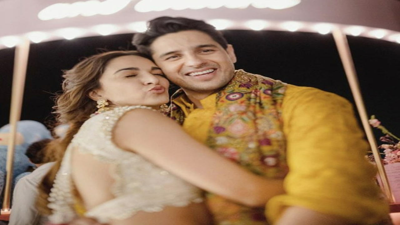 Kiara Advani and Sidharth Malhotra gave glimpses from their mehendi ceremony and we love their Yellow Twinning