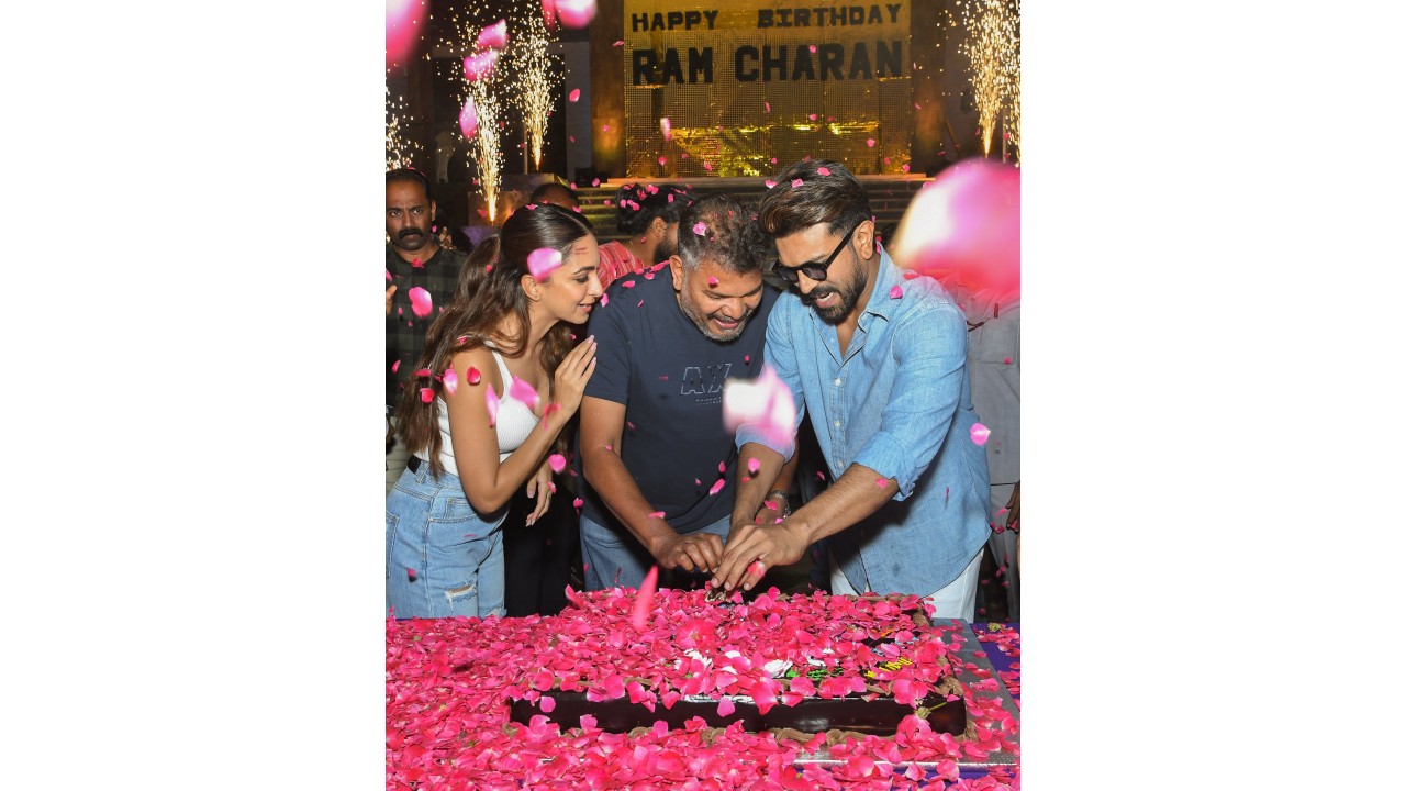Ram Charan Celebrates 38th Birthday with Kiara Advani on the Sets of RC15