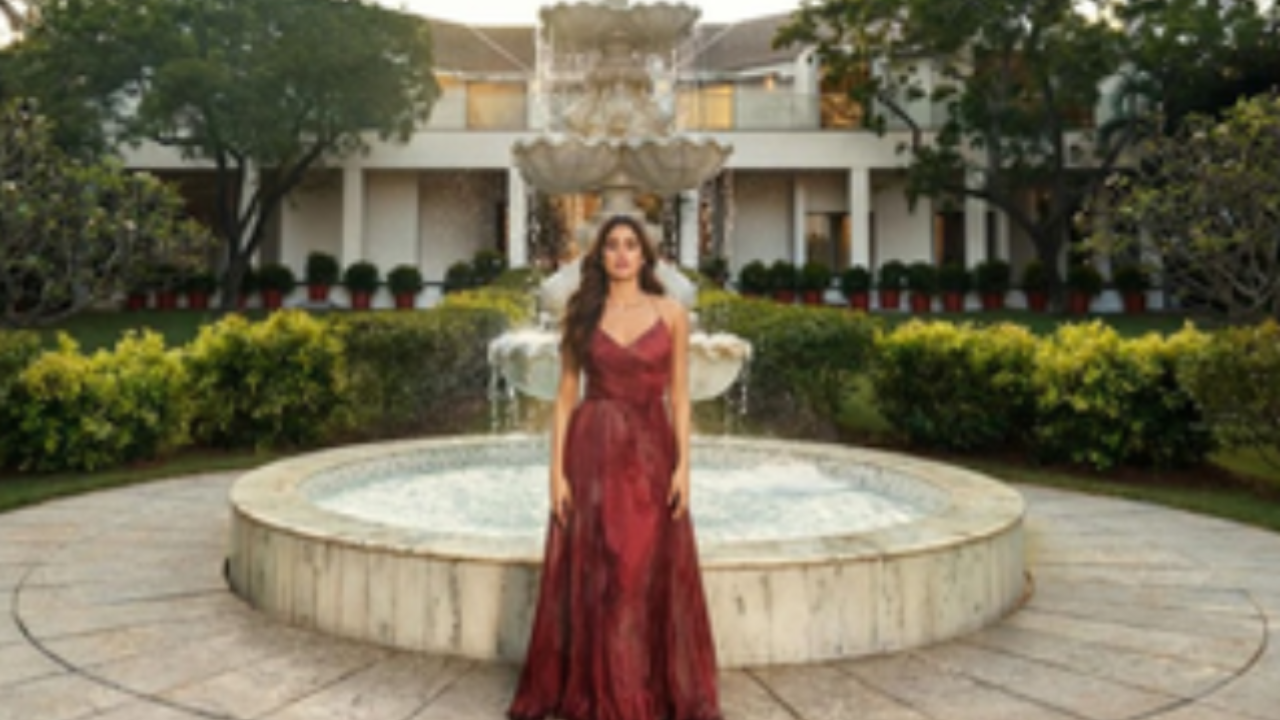Janhvi Kapoor Lists Late Mother Sridevi’s Chennai Mansion on Vacation Rental Platform